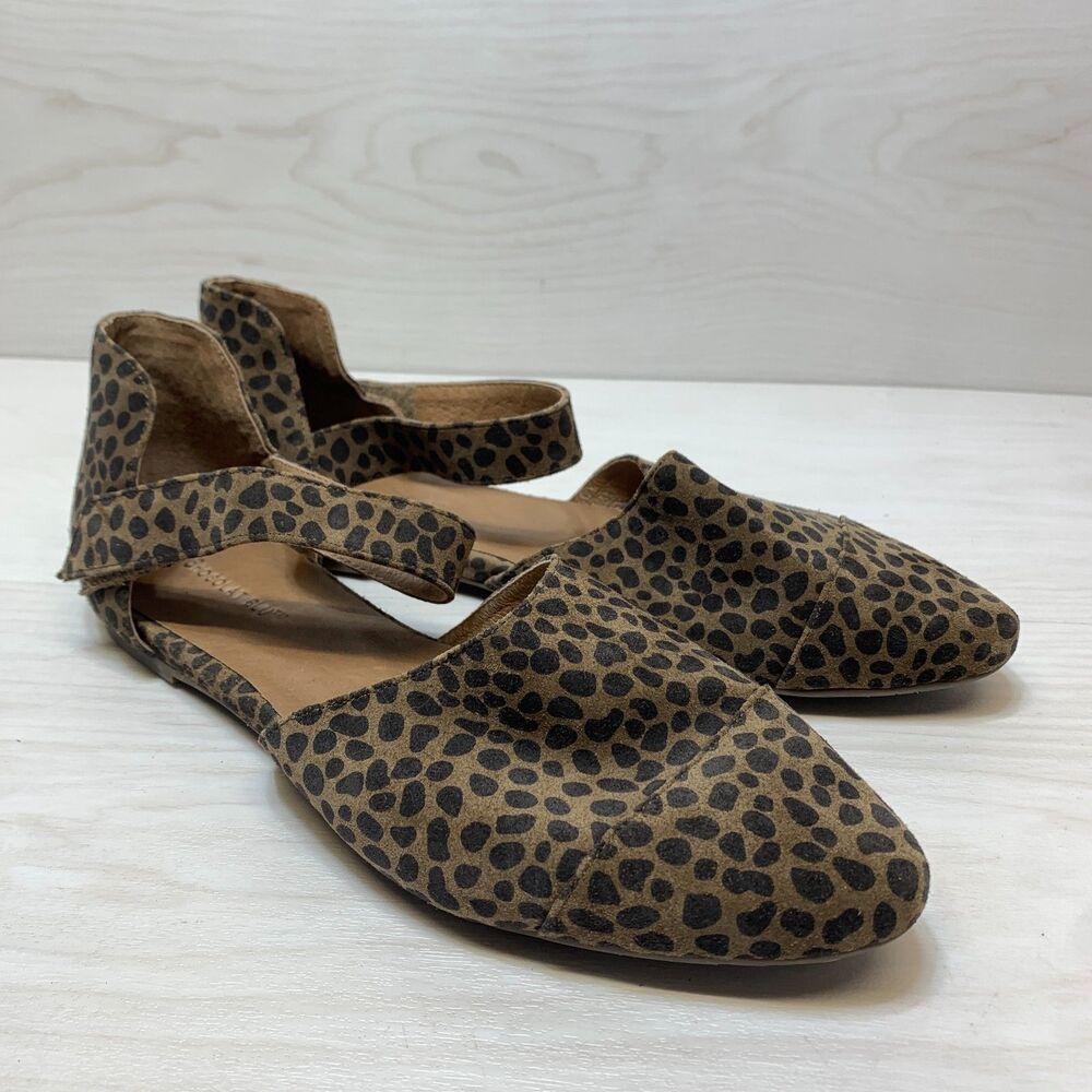Chocolat Blu Ballet Flats Women's 10 Brown Leopard Print Ankle Strap Pointed Toe